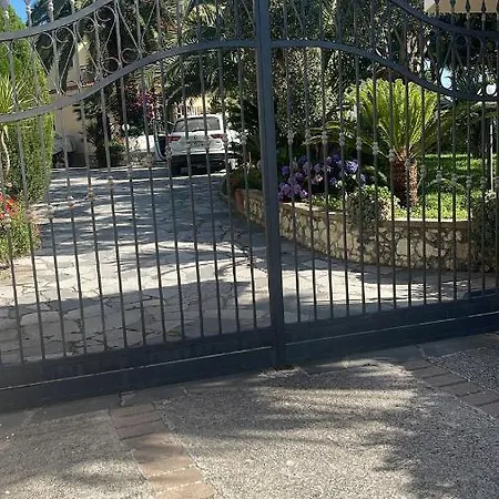 B&B Marina