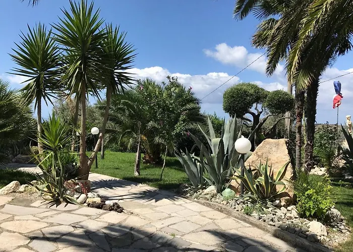 Marina לינה וארוחת בוקר